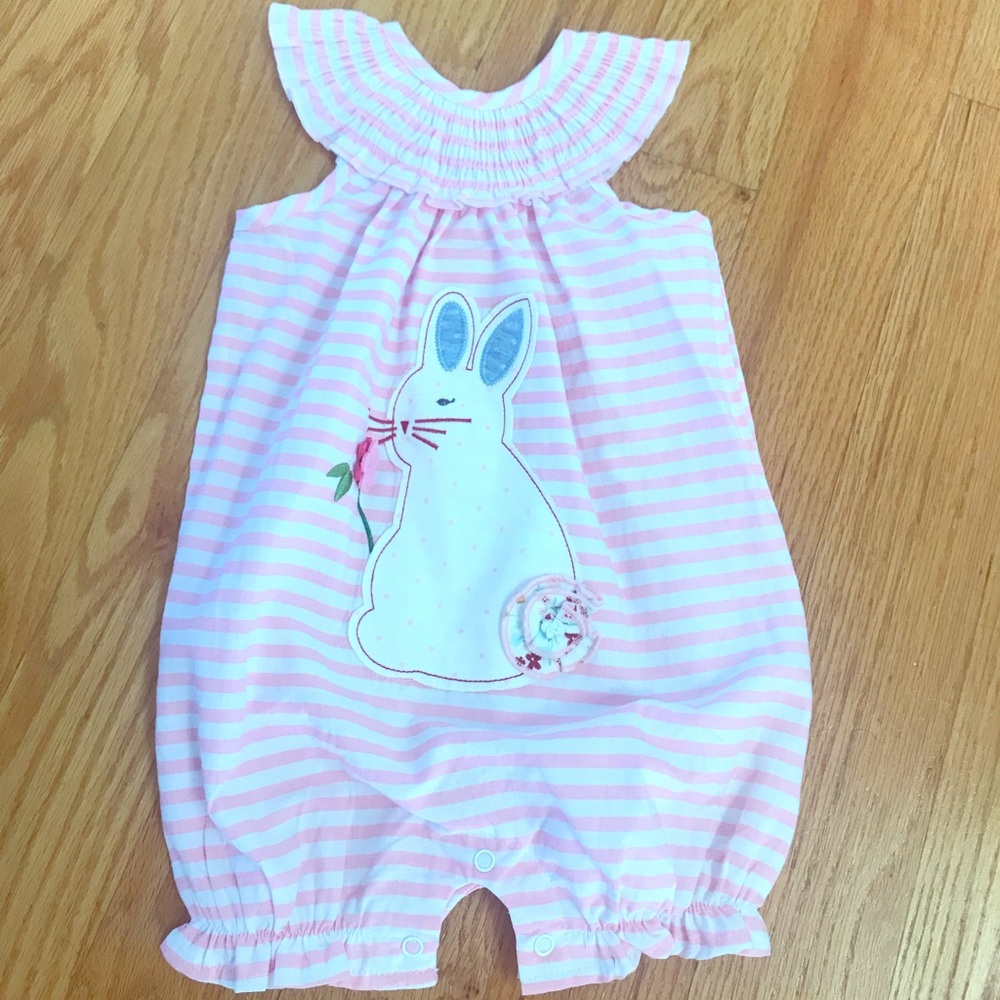 NWT Mud Pie 12-18 Month Bunny Romper